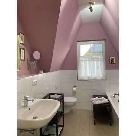 Lady And The Tramp Comfortable Vacation Apartment Zierow