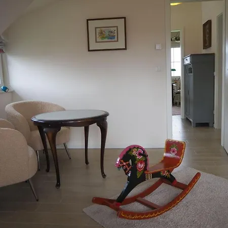 Lady And The Tramp Comfortable Vacation Zierow